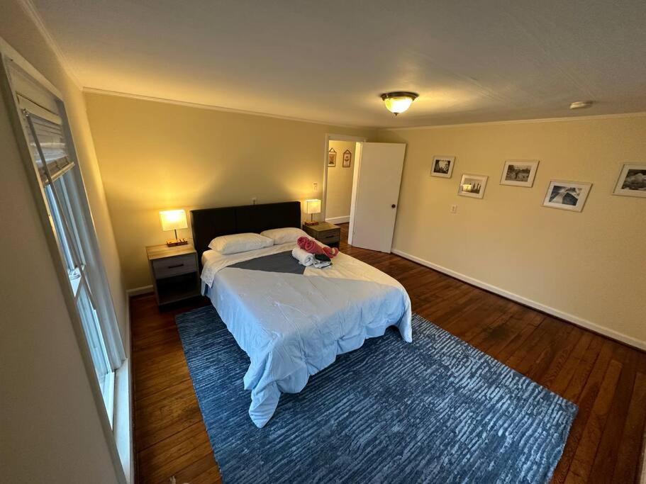 The Yellow Door 3-Bedroom Downtown Near Vt&Ru Radford Dış mekan fotoğraf